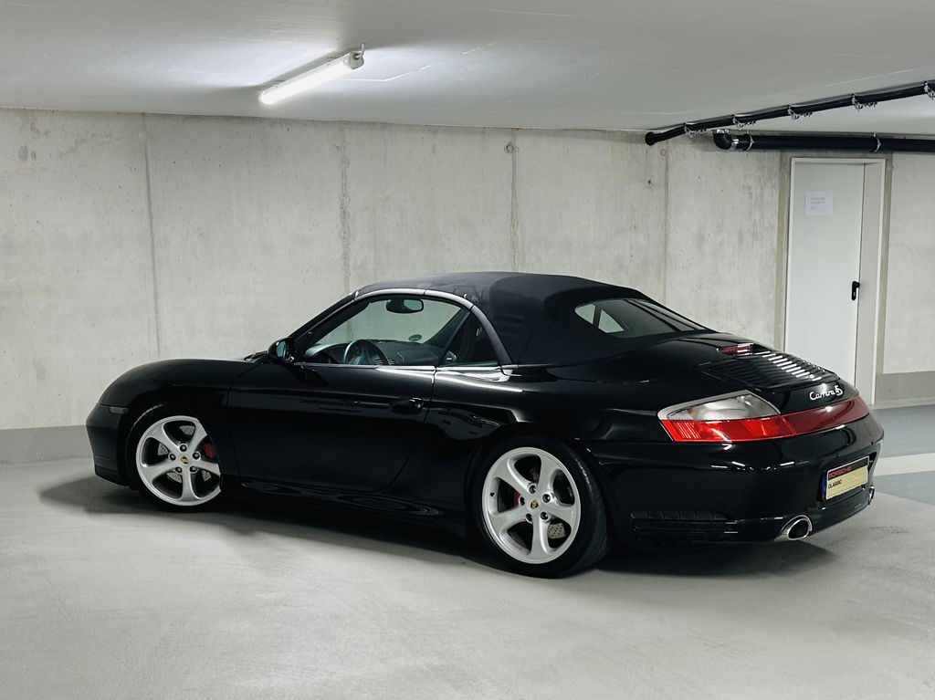 Porsche 996 Carrera 4S