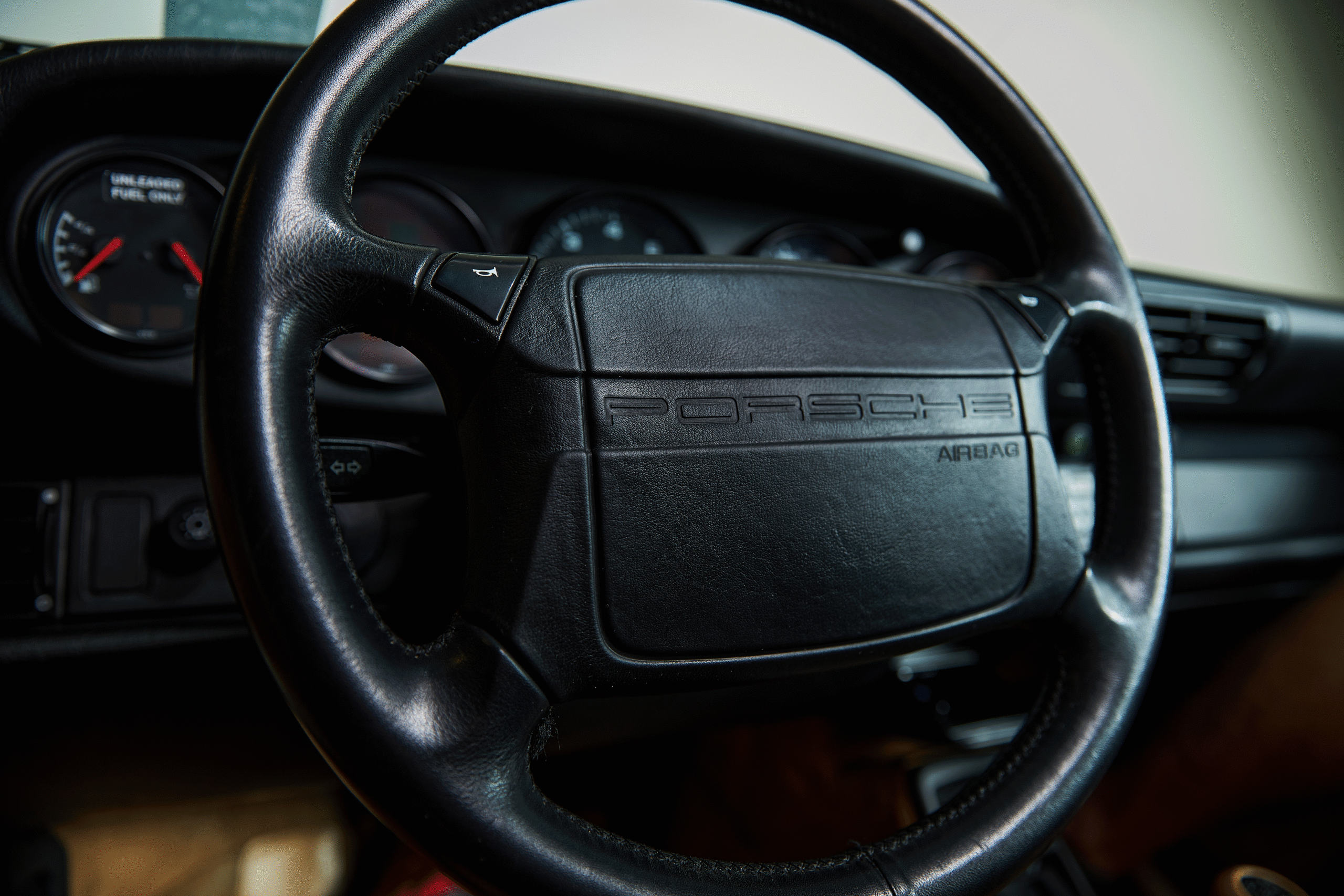 Porsche 964 Carrera 4