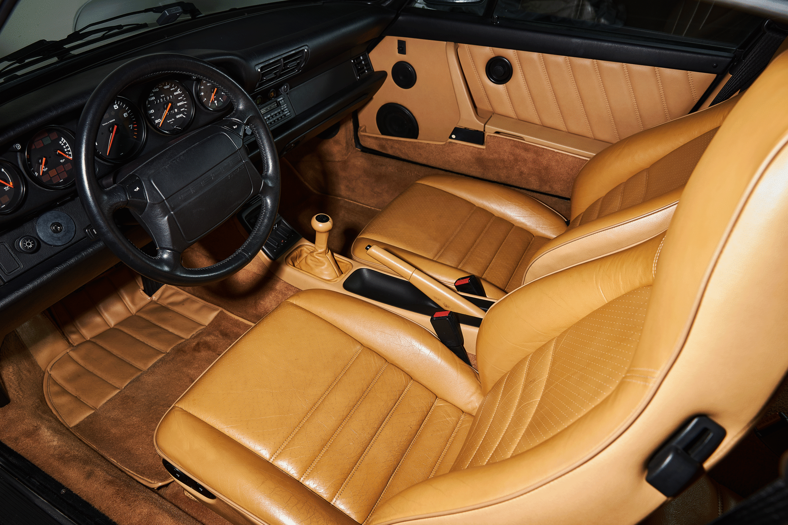 Porsche 964 Carrera 4