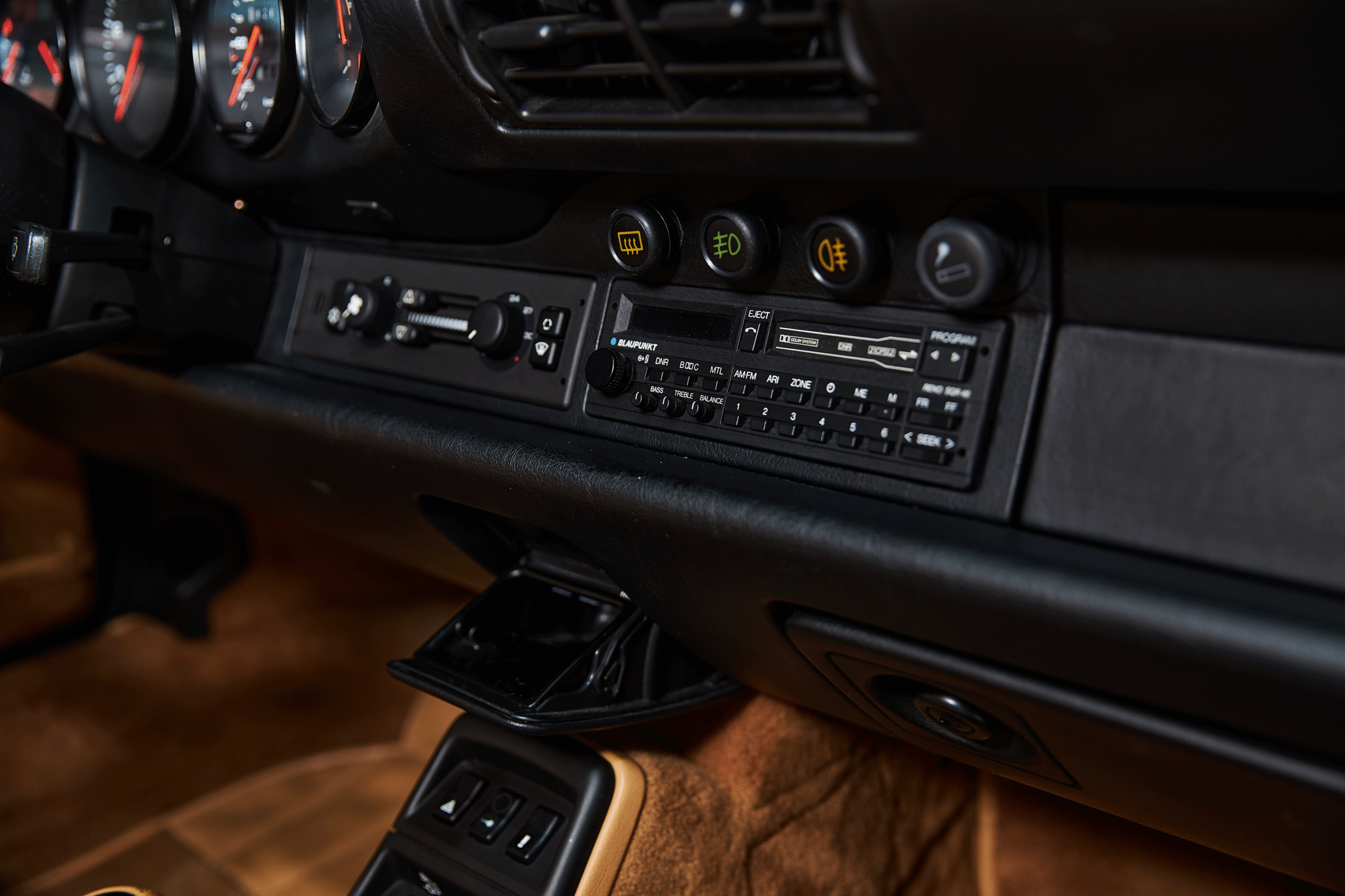 Porsche 964 Carrera 4