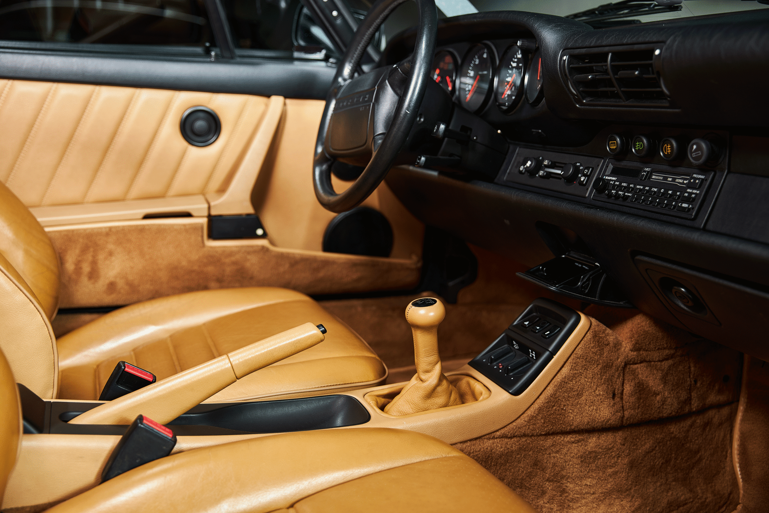 Porsche 964 Carrera 4