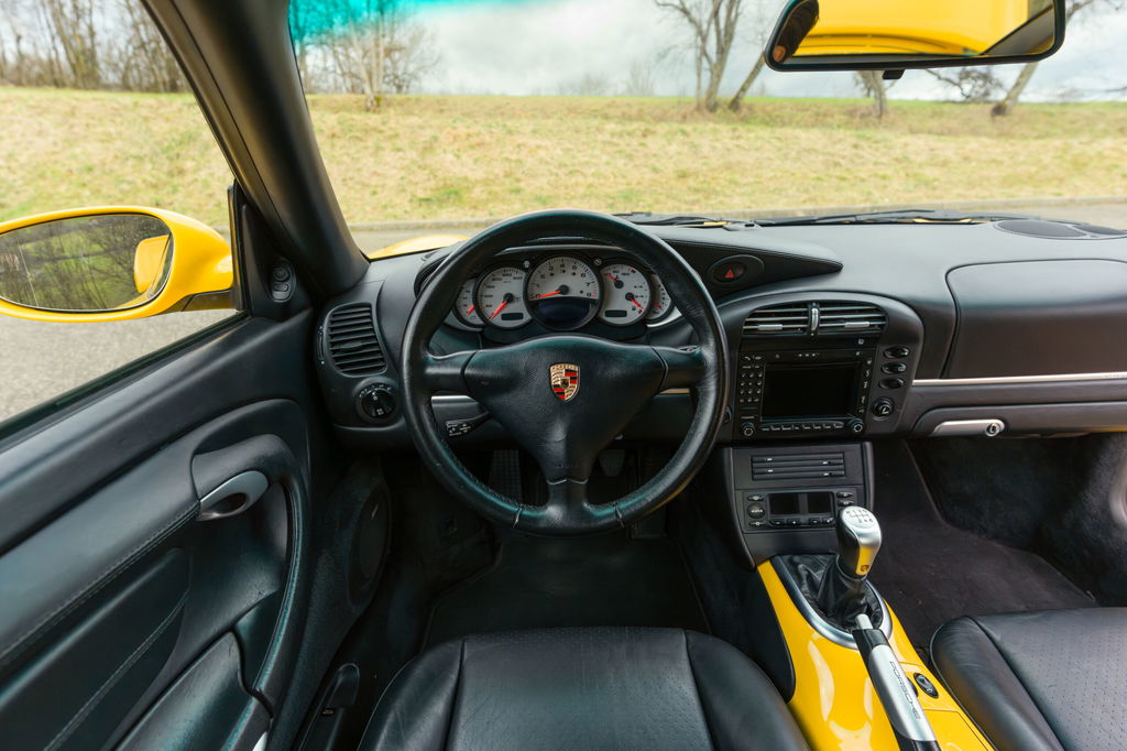 Porsche 996 Carrera 4S