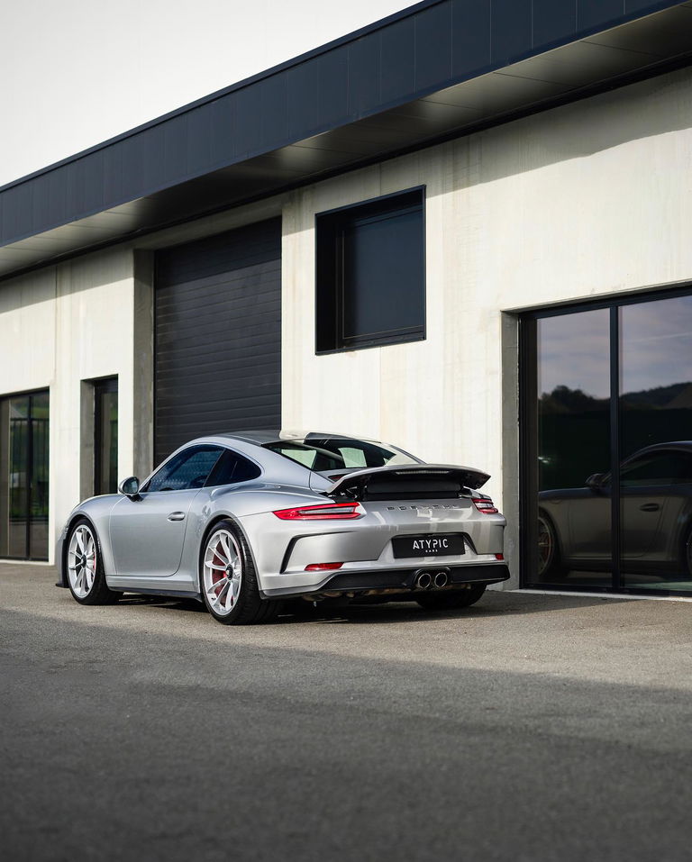 Porsche 718 Cayman GT4 RS