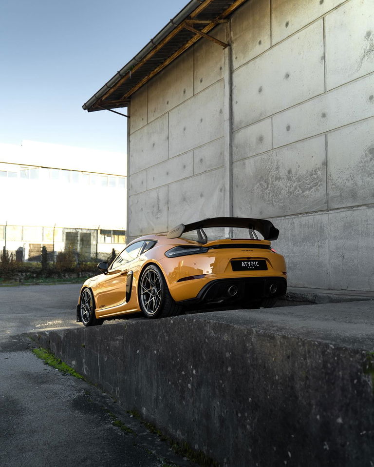 Porsche 718 Cayman GT4 RS