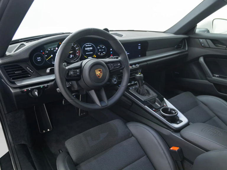 Porsche 992 GT3 Touring