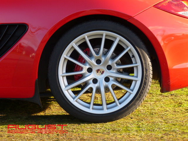 Porsche 987 Cayman R