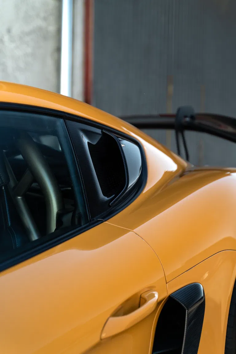 Porsche 718 Cayman GT4 RS