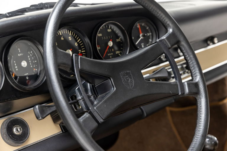 Porsche 911 S (F-Modell)