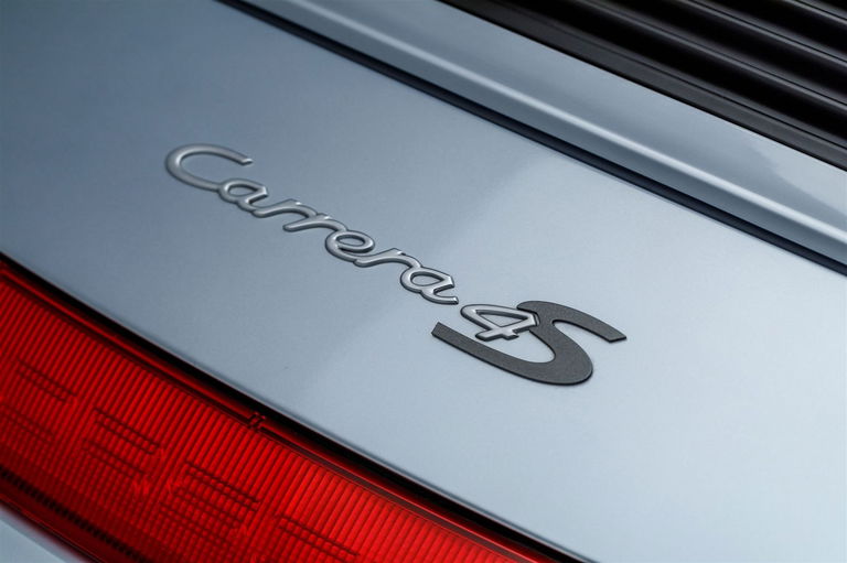 Porsche 993 Carrera 4S