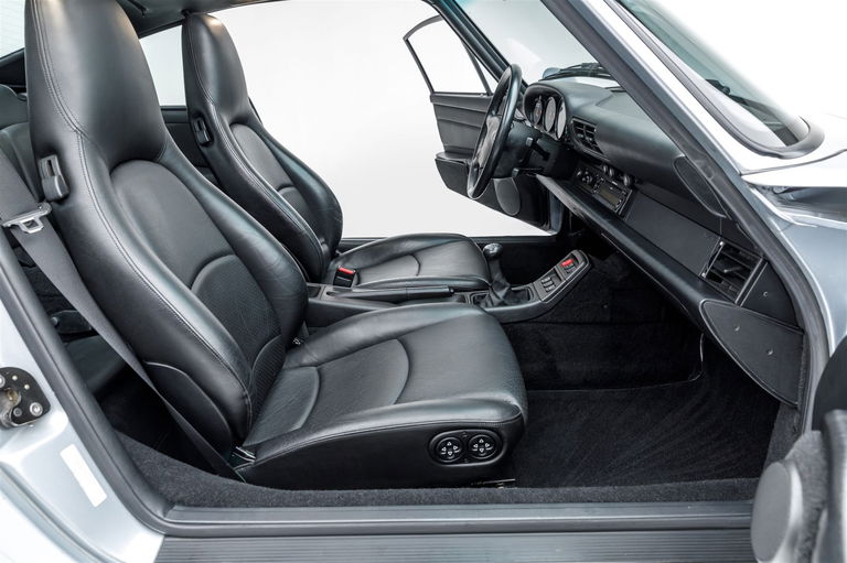 Porsche 993 Carrera 4S