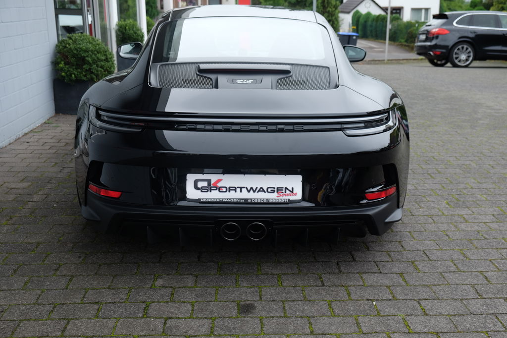 Porsche 992 GT3 Touring