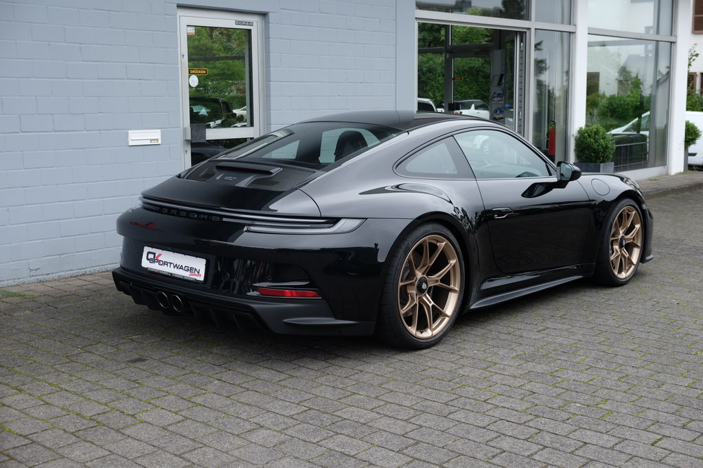 Porsche 992 GT3 Touring