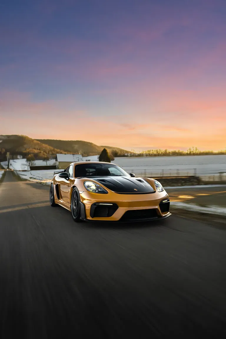 Porsche 718 Cayman GT4 RS