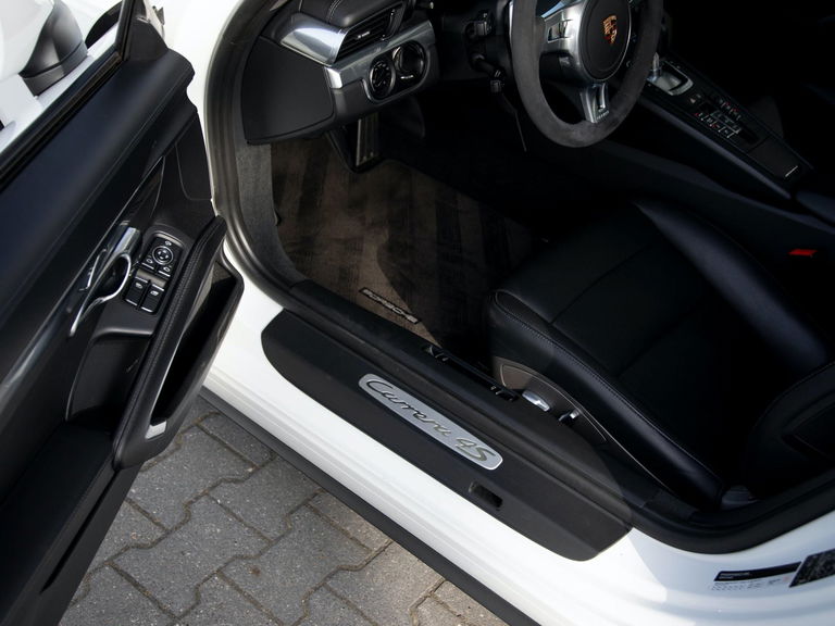 Porsche 991 Carrera 4S
