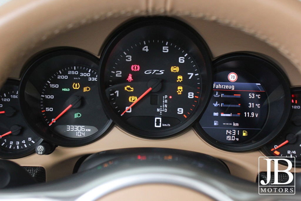 Porsche 991 Carrera GTS