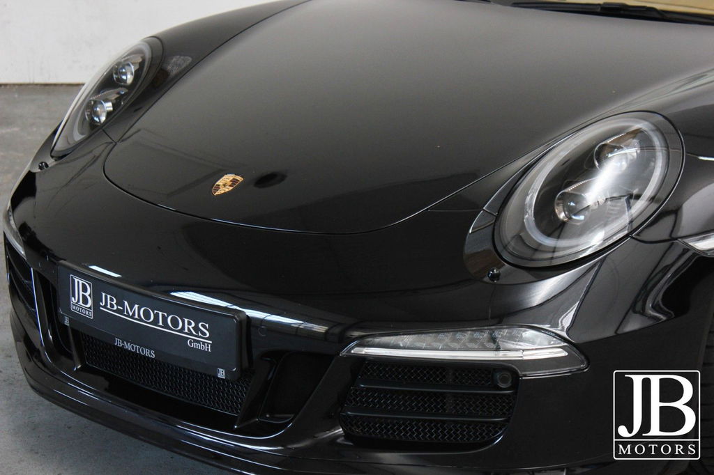 Porsche 991 Carrera GTS