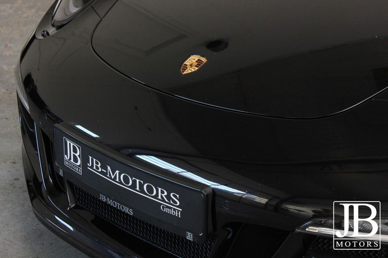 Porsche 991 Carrera GTS