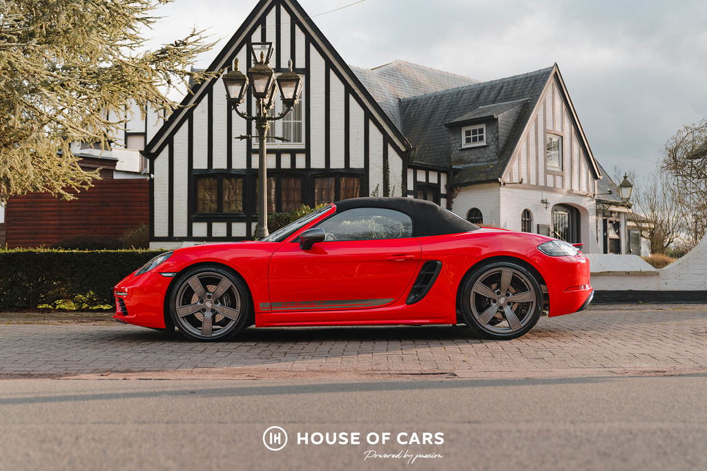 Porsche 718 Boxster T
