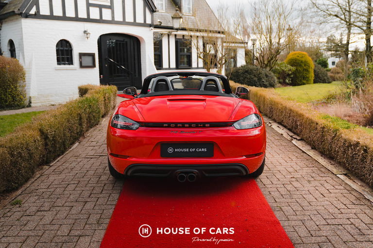 Porsche 718 Boxster T