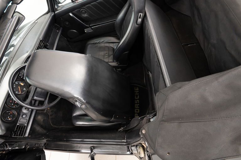 Porsche 911 Carrera 3.2 (US)