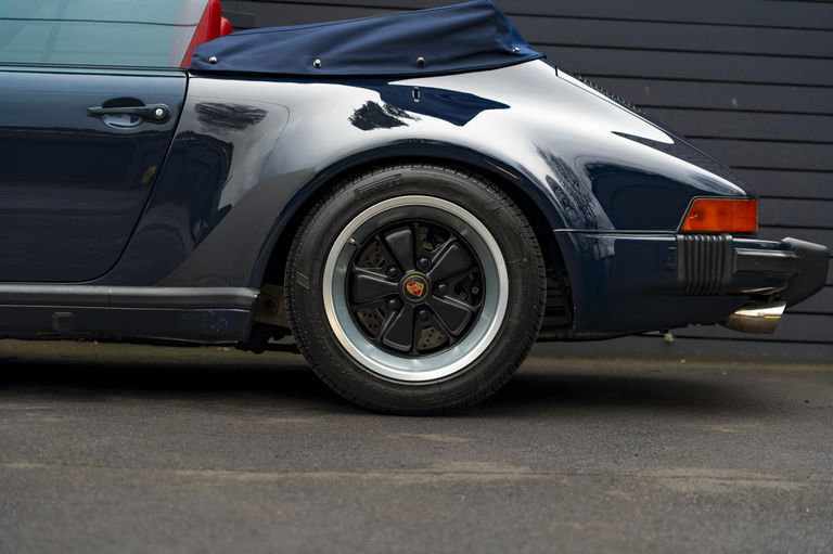 Porsche 911 Carrera 3.2