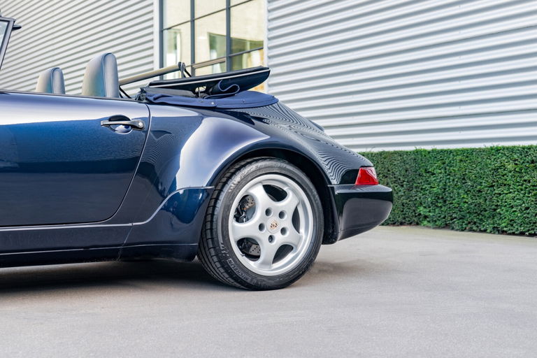 Porsche 964 Carrera 2 Cabrio WTL