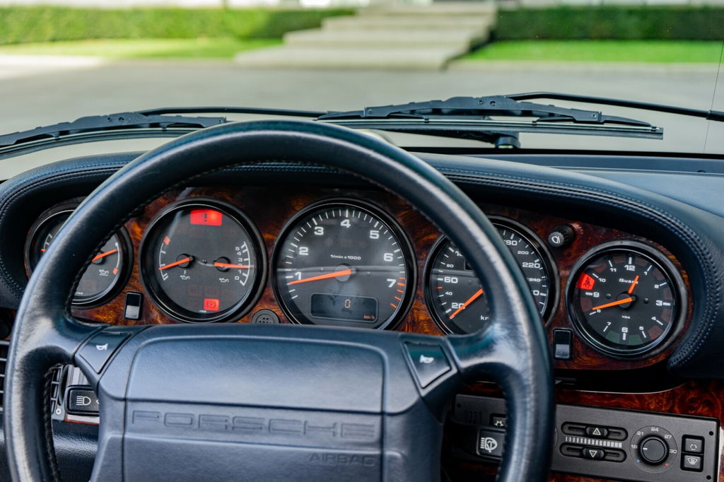 Porsche 964 Carrera 2 Cabrio WTL
