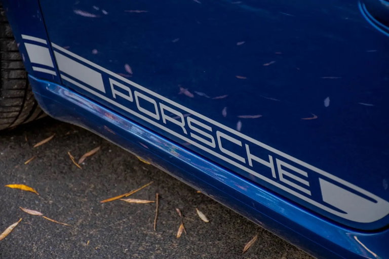 Porsche 987 Cayman R