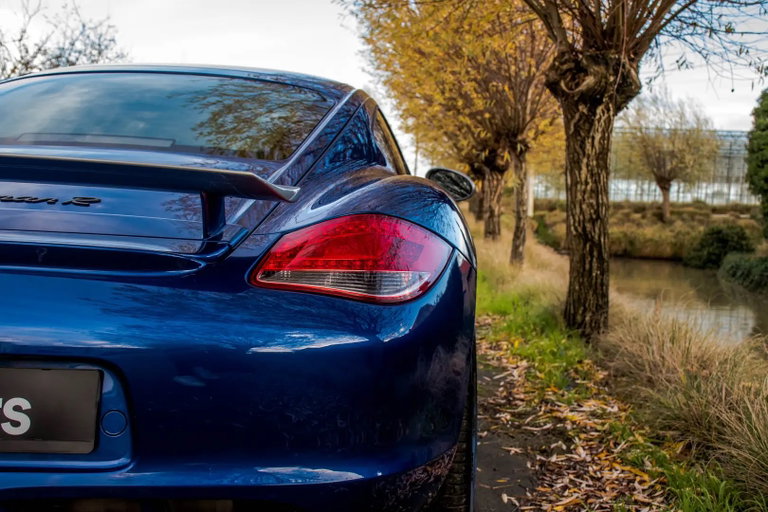 Porsche 987 Cayman R