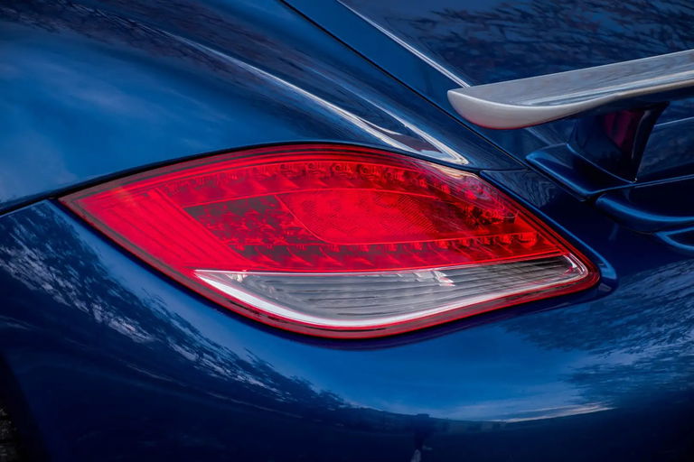 Porsche 987 Cayman R