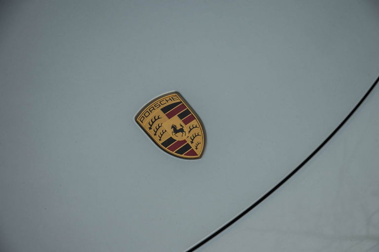 Porsche 991 Carrera 4 GTS