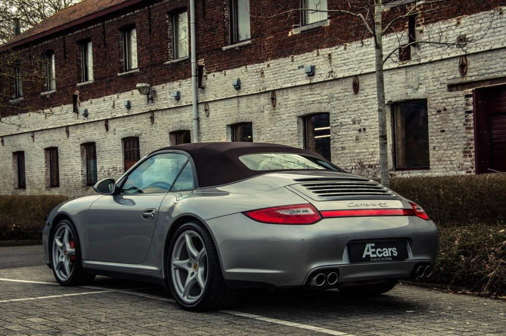 Porsche 997.2 Carrera 4S