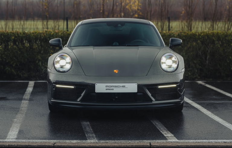 Porsche 992 Carrera GTS