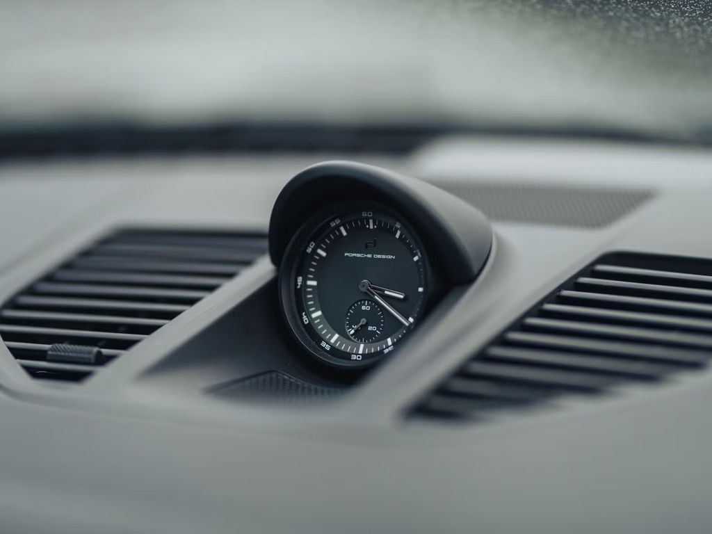 Porsche 992 Carrera GTS