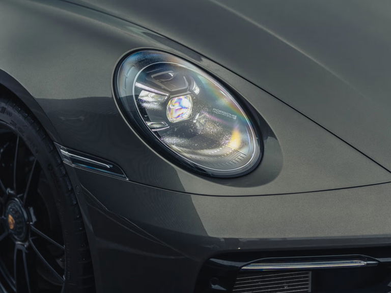 Porsche 992 Carrera GTS