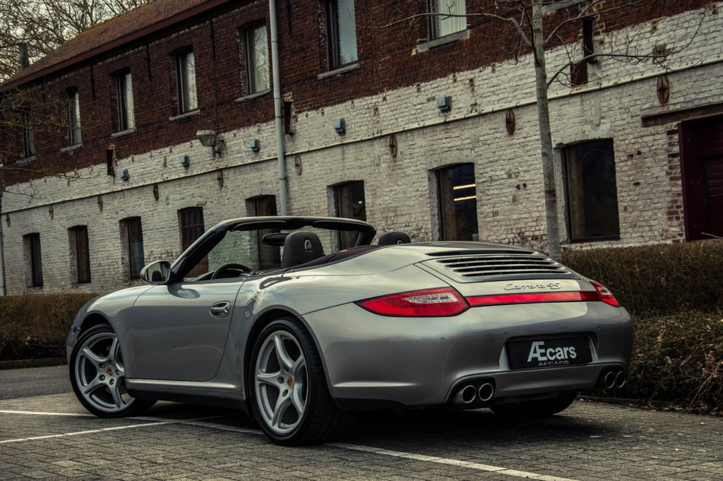 Porsche 997.2 Carrera 4S