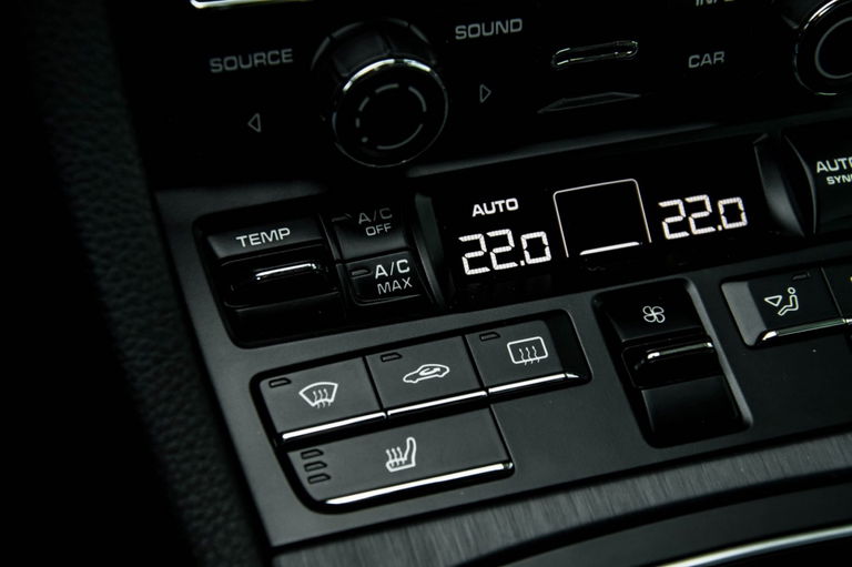 Porsche 991 Carrera 4 GTS