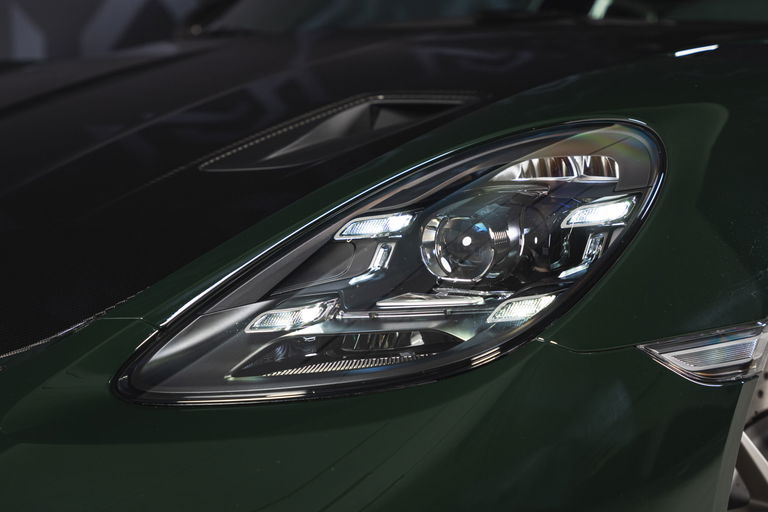 Porsche 718 Cayman GT4 RS