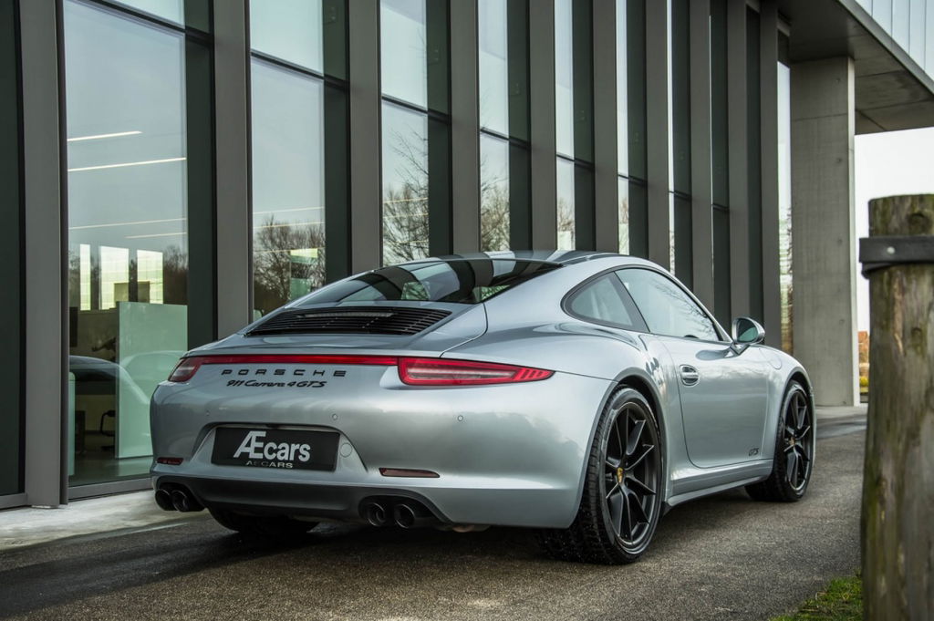 Porsche 991 Carrera 4 GTS