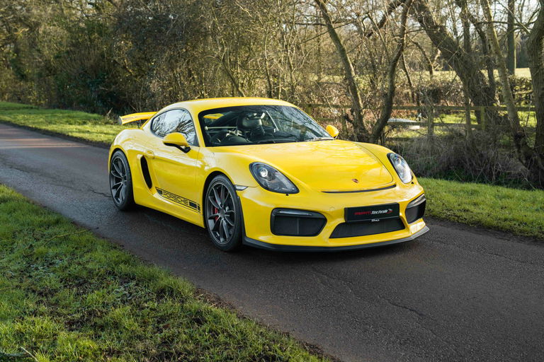 Porsche 981 Cayman GT4