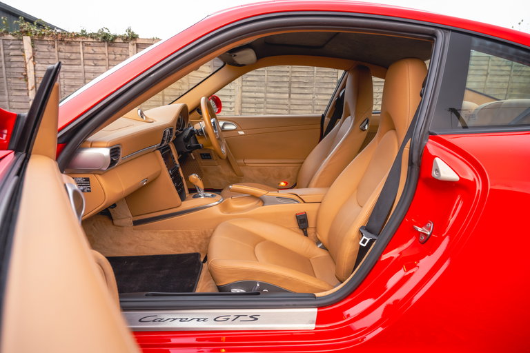 Porsche 997.2 Carrera GTS