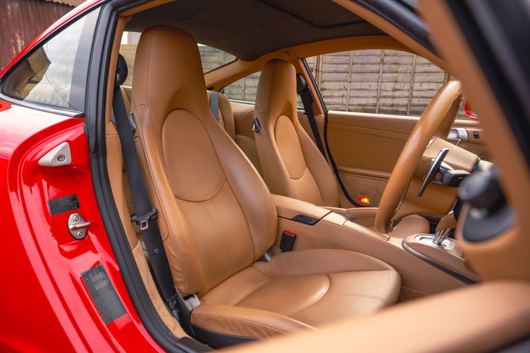 Porsche 997.2 Carrera GTS