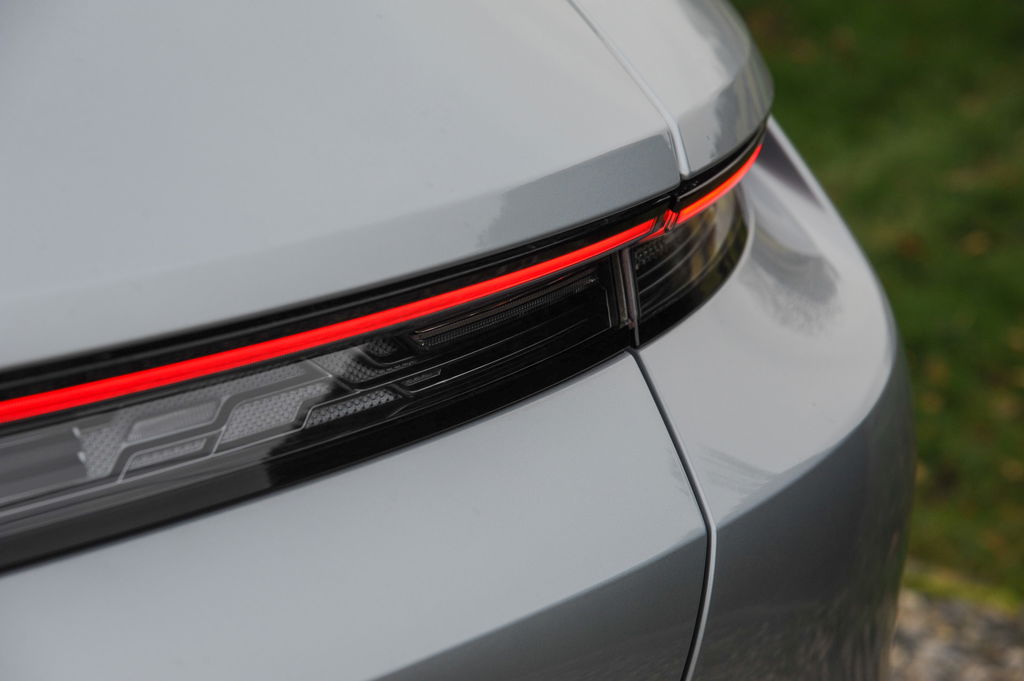 Porsche Taycan 4S Cross Turismo