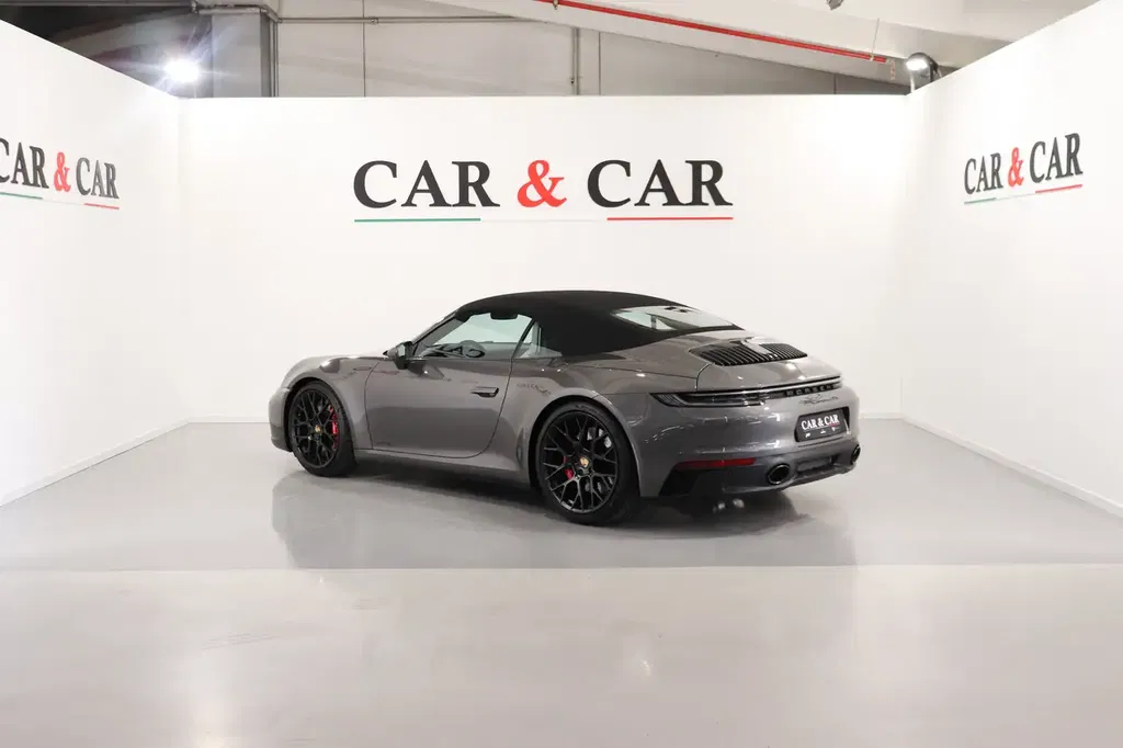 Porsche 992 Carrera GTS