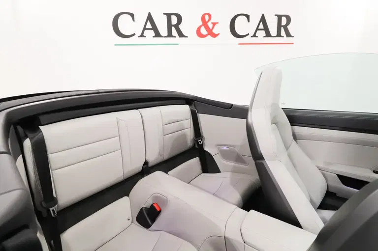 Porsche 992 Carrera GTS