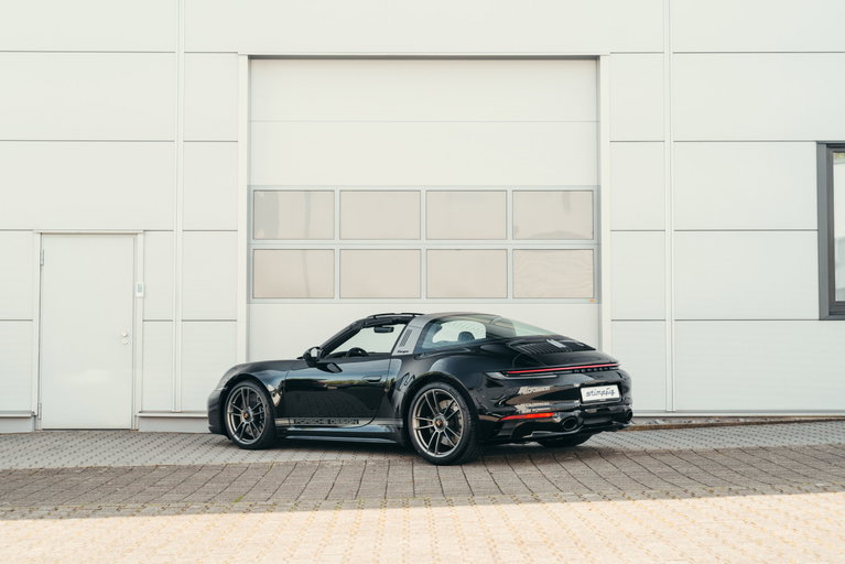 Porsche 992 Edition 50 Jahre Porsche Design