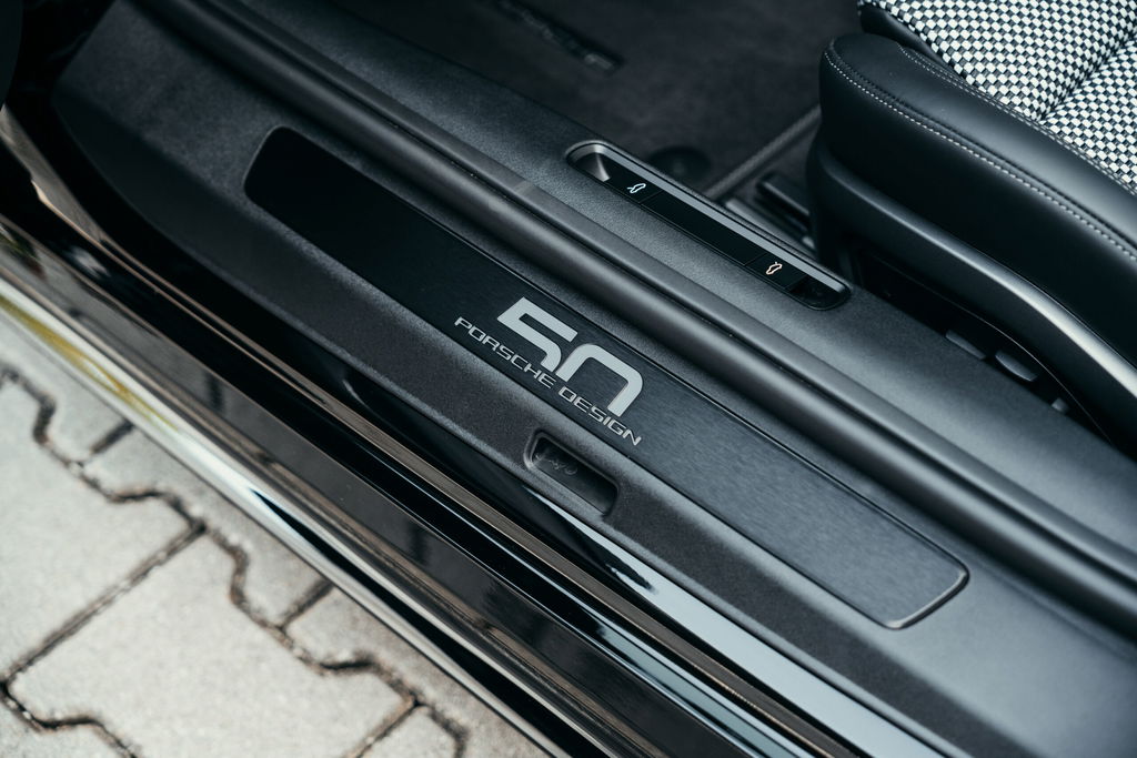 Porsche 992 Edition 50 Jahre Porsche Design