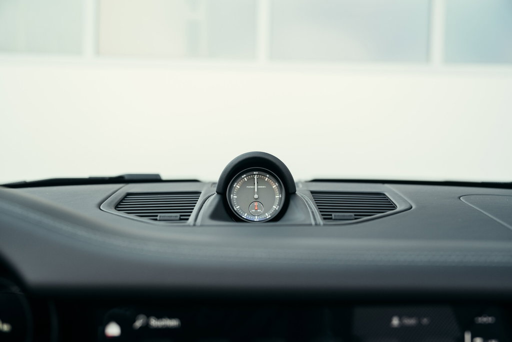 Porsche 992 Edition 50 Jahre Porsche Design