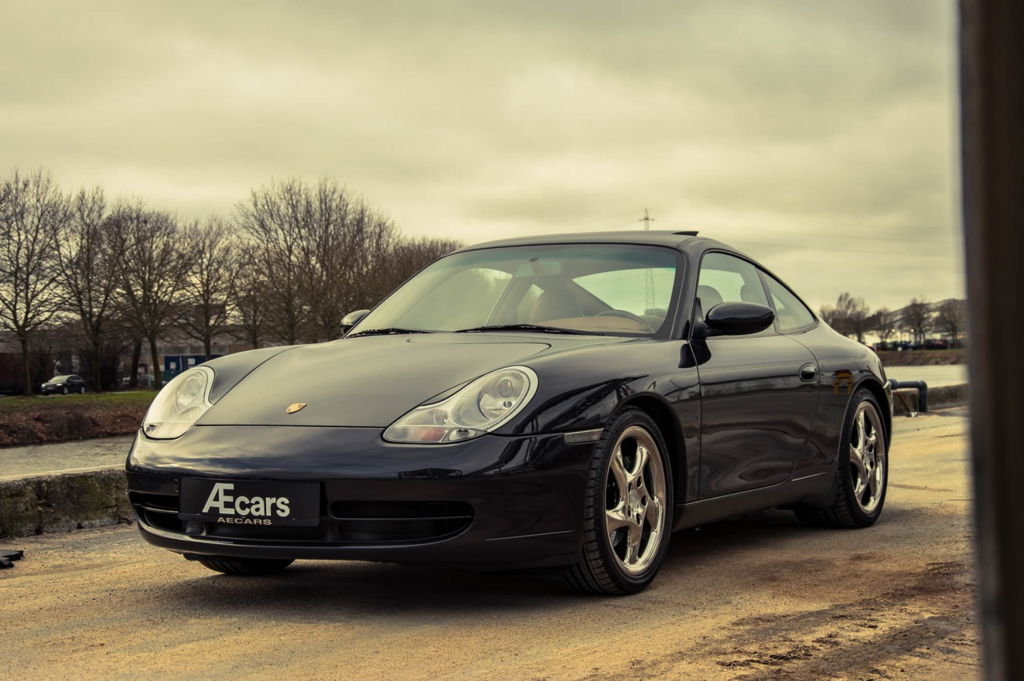 Porsche 996 Carrera 4 Millennium Edition