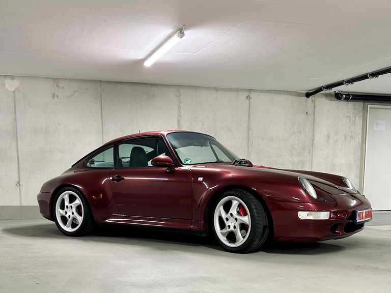 Porsche 993 Carrera 4S
